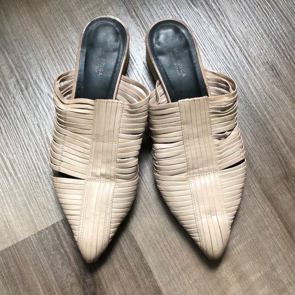 Via Spiga leather pointy toe mules - Picture 2 of 9